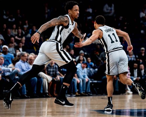 3-0！埃格努出任队长首秀 25分+MVP 领衔米兰女排豪取意甲开门红（米兰女排3-0迎意甲开门红，埃格努队长首秀轰25分当选MVP）